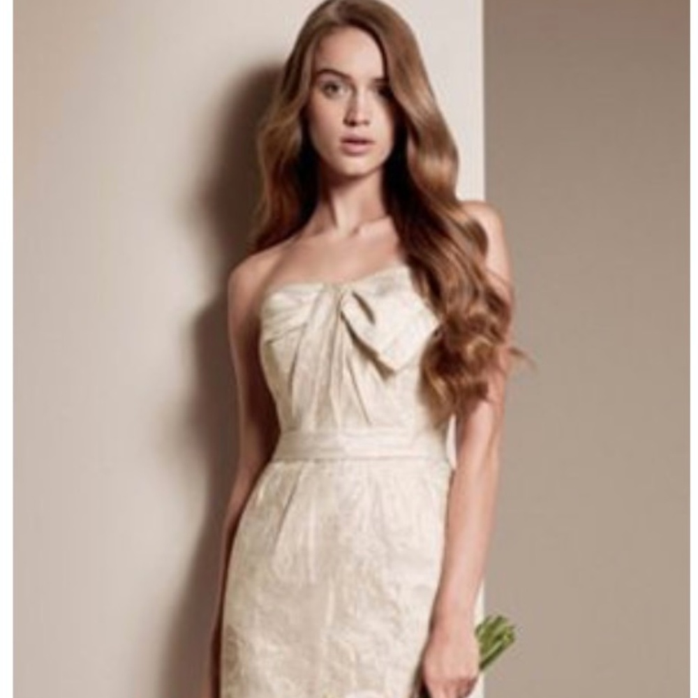Vera Wang WHITE Dress